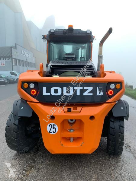 Chariot élévateur Doosan  D160S-9