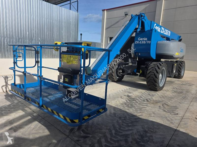 منصة تلسكوبية Genie ZX-135/70