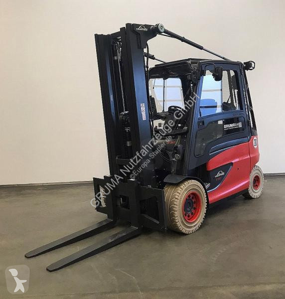 Teleskopický manipulátor Linde  E 50 HL 388