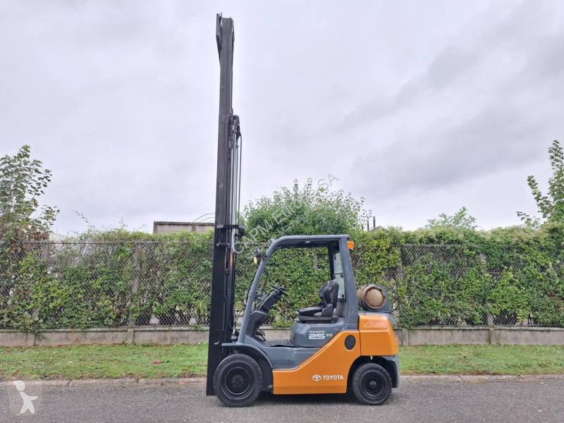 Teleskopický manipulátor Toyota  028FGF25
