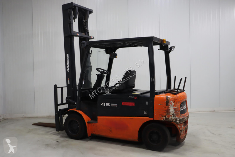 Stivuitor Doosan B45X-5