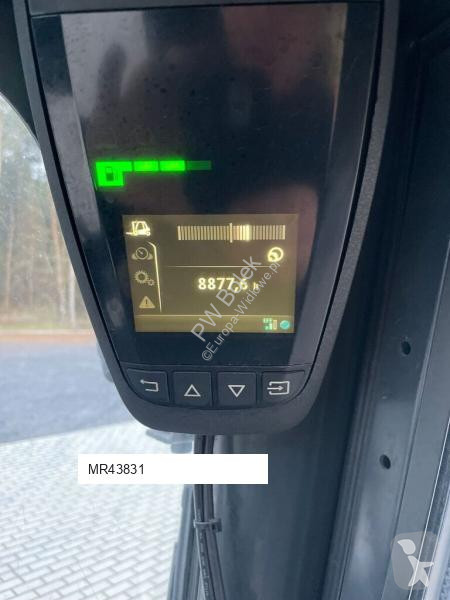 Teleskopický manipulátor Linde H25D