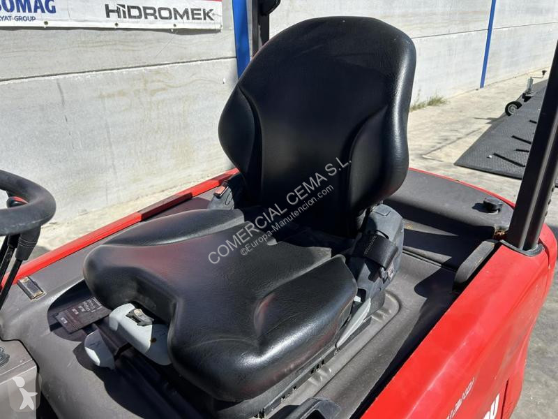 Carretilla elevadora Manitou  ME 320