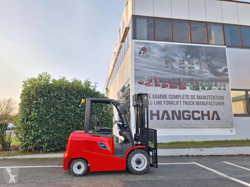 Teleskopický manipulátor Hangcha  AE35