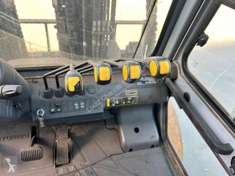 Stivuitor Hyundai  70L-7A-EU01