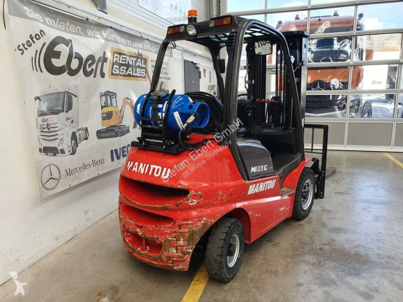 Heftruck Manitou MI 25 G / Triplex: 4.70m / nur...