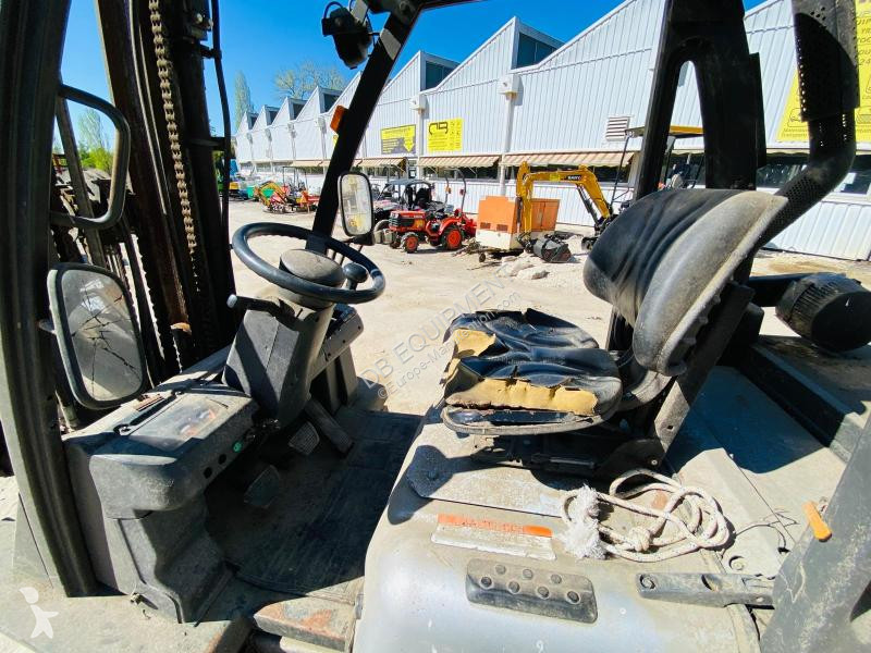 Heftruck Nissan  FGD02A30Q Chariot élévateur