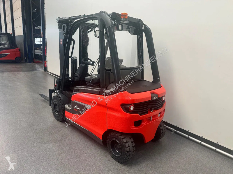 Heftruck Linde 1252 25 L-01