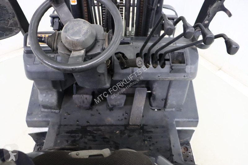 Heftruck Nissan U1D2A20Q