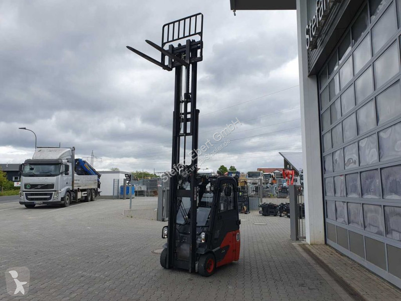 Lyfttruck Linde E14 - 02 / Triplex: 4.00m! / SS...