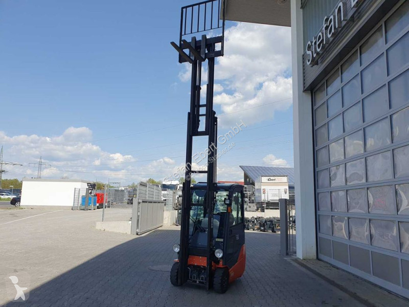 Lyfttruck Toyota 8FBET15 / Triplex: 4.30m / nur...