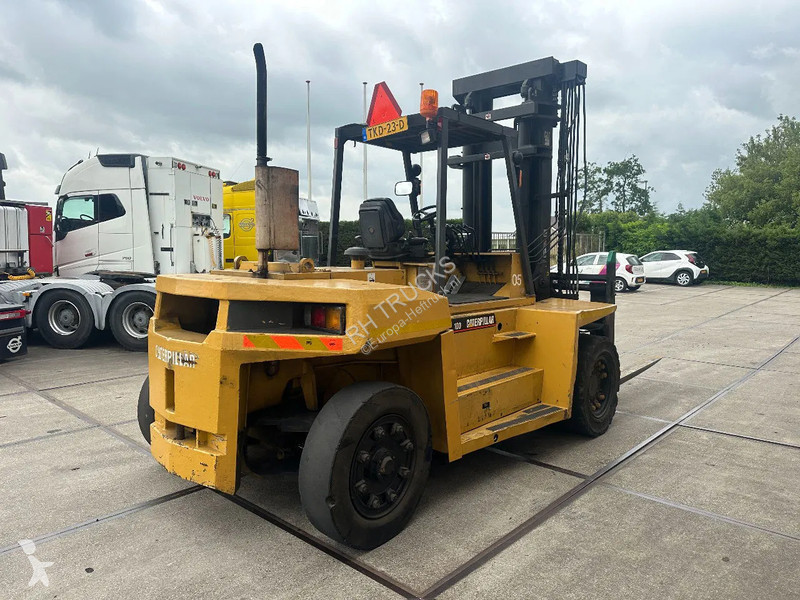 Heftruck Caterpillar DP100 VORKVERSTELLERS...
