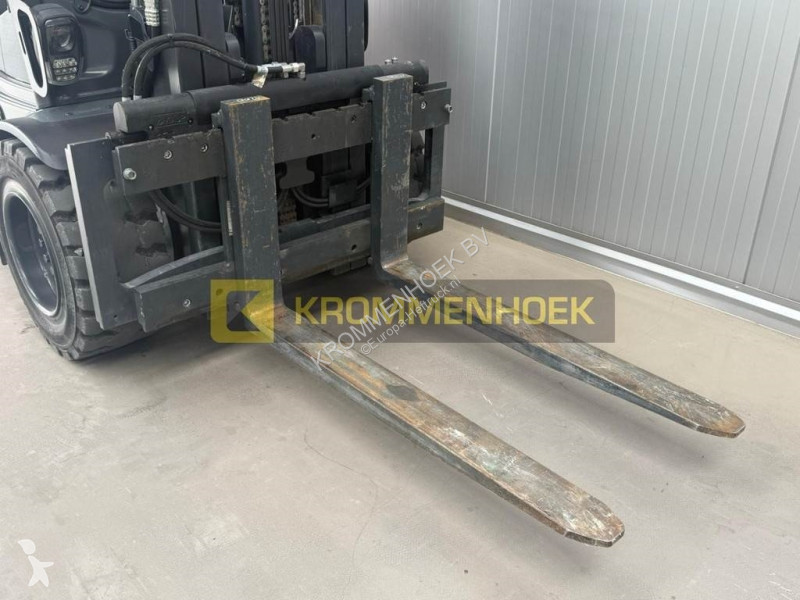 Lyfttruck Linde H 35 D-02