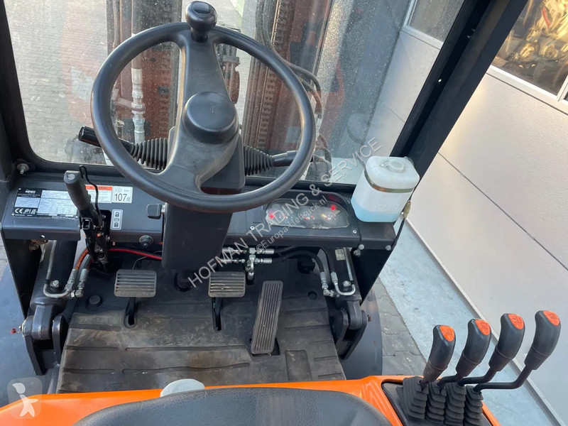 Stivuitor Doosan D30GP