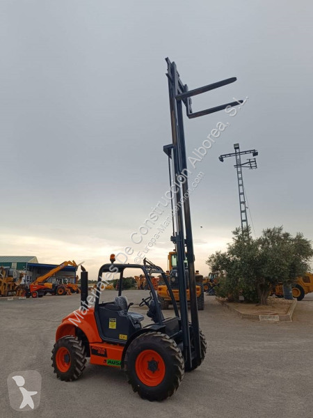 Carretilla todoterreno Ausa CH X4