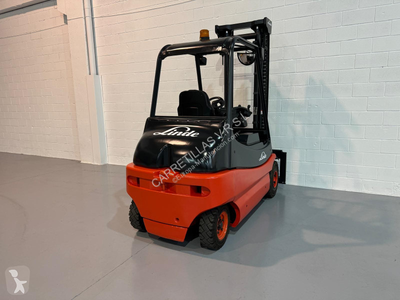 Carretilla elevadora Linde E30-02