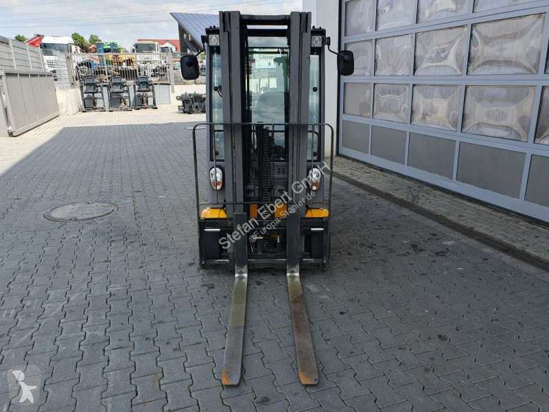 رافعة شوكية Jungheinrich EFG 215 / Triplex:...