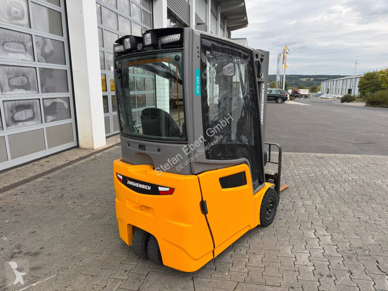 رافعة شوكية Jungheinrich EFG 215 / Triplex:...