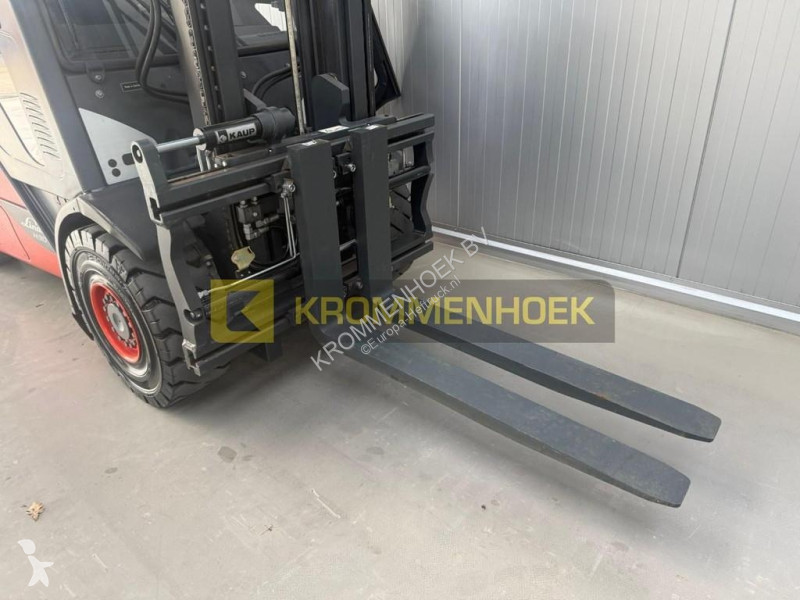 رافعة شوكية Linde