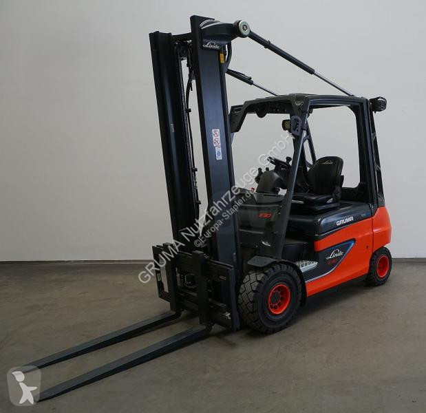 Teleskopický manipulátor Linde  E 30 ION 387