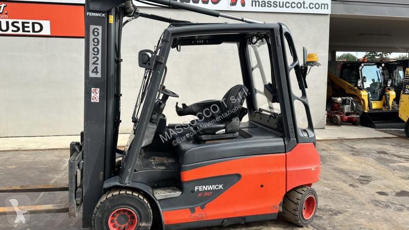 Vysokozdvižný vozík Linde E30L-01