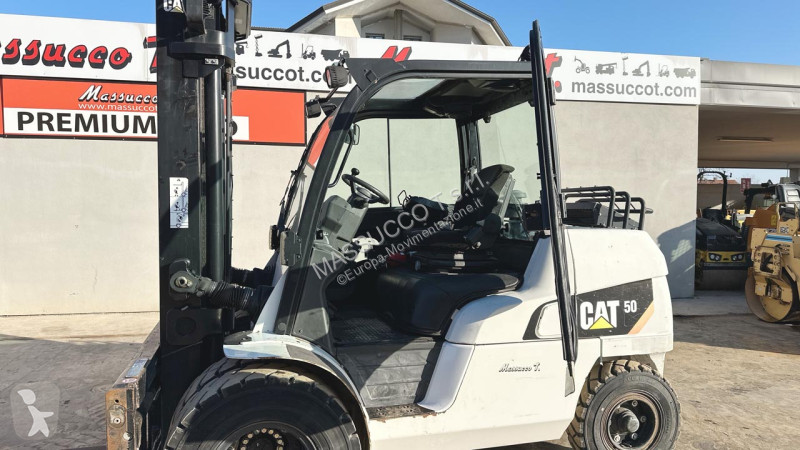 رافعة شوكية Caterpillar DP50 CN