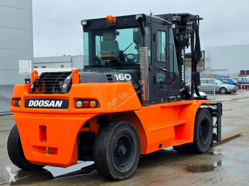 رافعة شوكية Doosan D 160 S-5