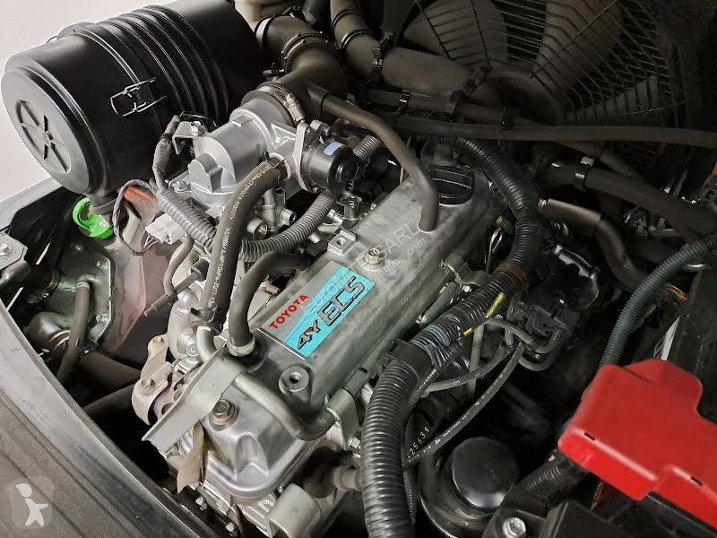Кар Toyota 028FGF15