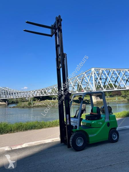 Кар Cesab  M320GV