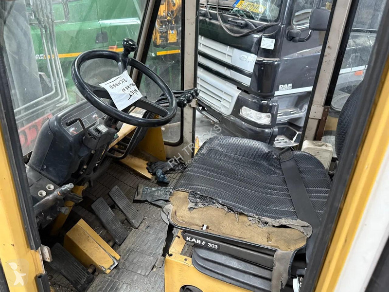 رافعة شوكية ثقيلة Caterpillar DP100 - ONLY...