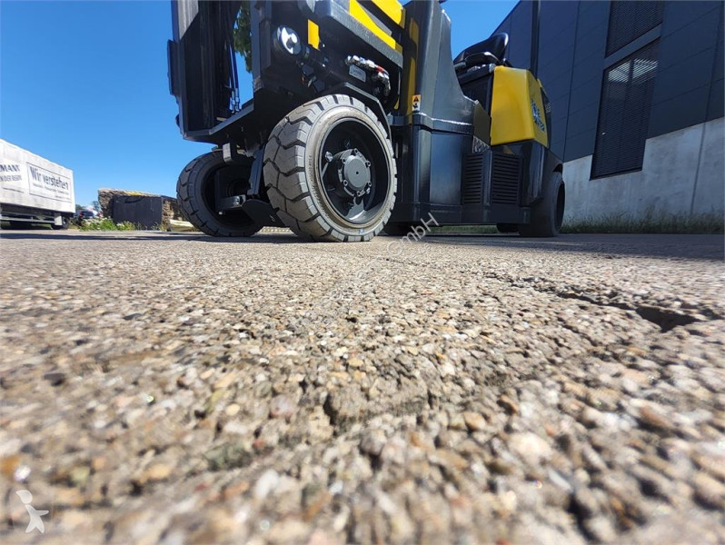 رافعة شوكية Combilift Aisle-Master 20 WHE