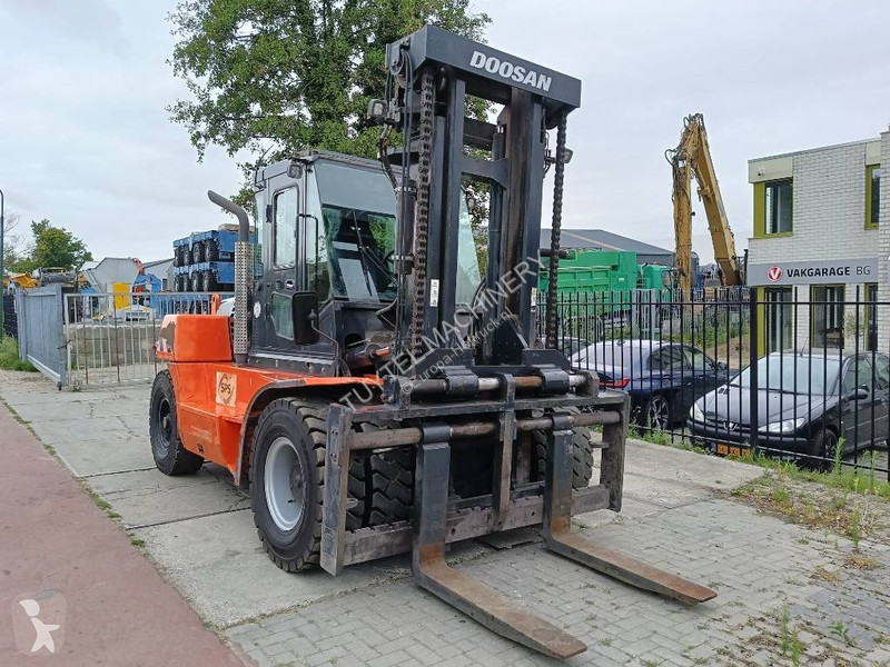 رافعة شوكية Doosan D 160 S-5 16 ton heftruck...