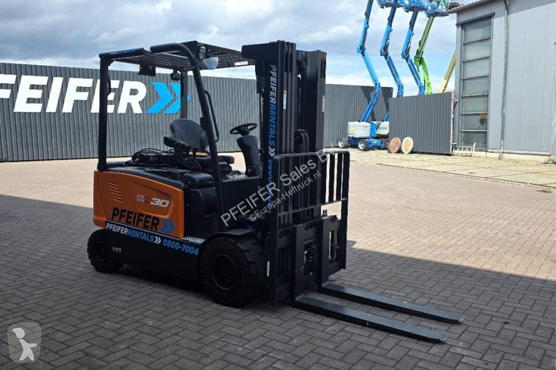 رافعة شوكية Doosan B30X-7 Plus Electric, 3 Tons...