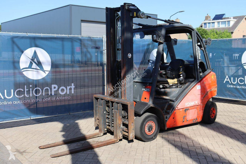 Автопогрузчик Linde H25T