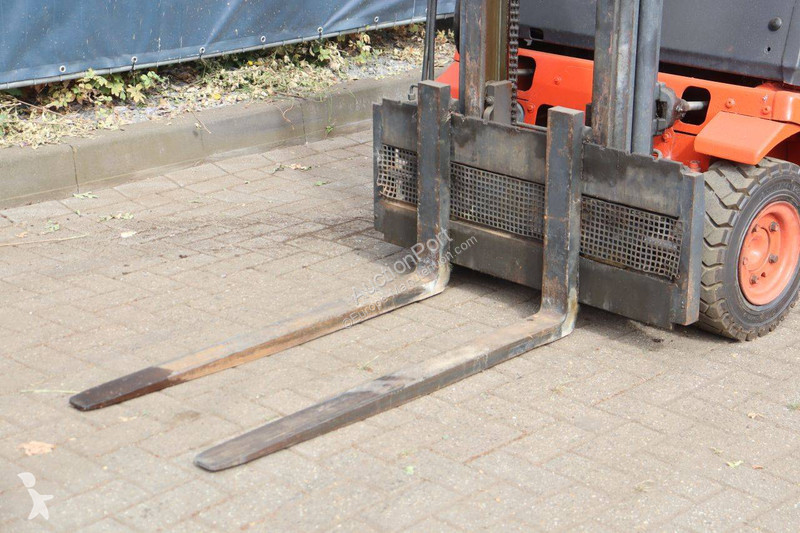Stivuitor Linde R16T