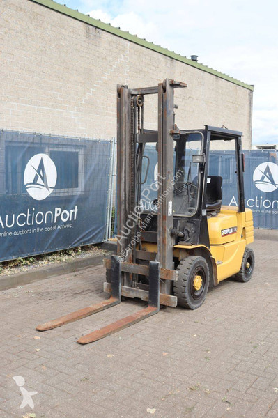 Stivuitor Caterpillar DP25