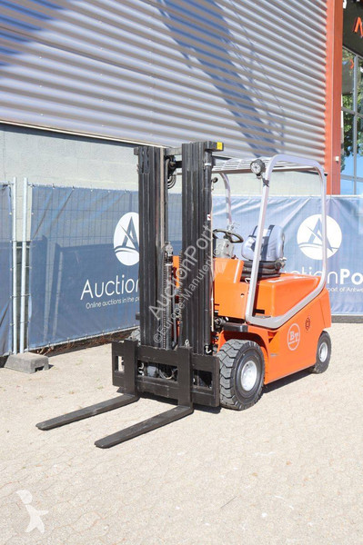 Carretilla elevadora Cesab C4E250V