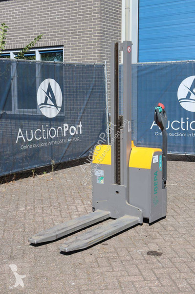 Carretilla elevadora Jungheinrich EMC 110