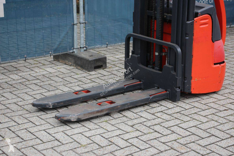 Кар Linde L12