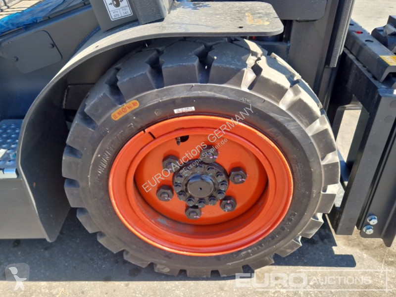 Bobcat D30NXE Forklift