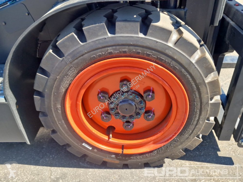 Bobcat D30NXE Forklift