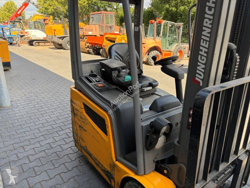 Jungheinrich  Forklift