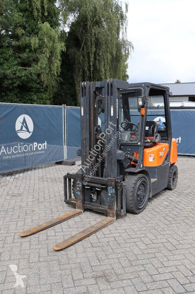 Doosan G30G Forklift