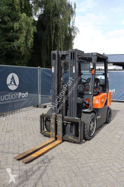 Doosan G30G Forklift