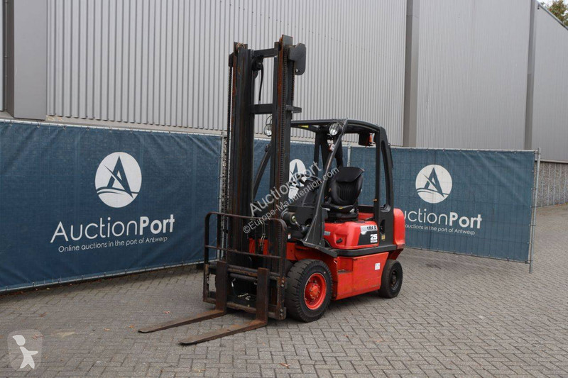 Nissan  Forklift