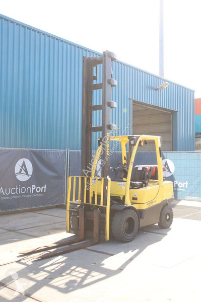 可升降式叉车 Hyster