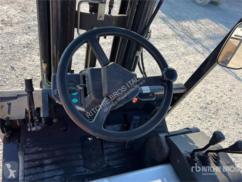 Carretilla elevadora Nissan Q02L25CU 2500 kg...