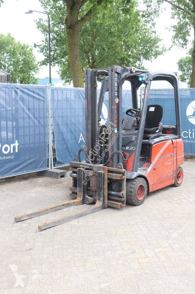 Stivuitor Linde 01