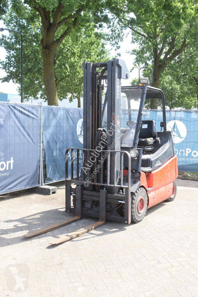 Stivuitor Linde E25/600-02