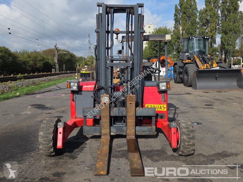 Chariot élévateur Moffett M4 25.3